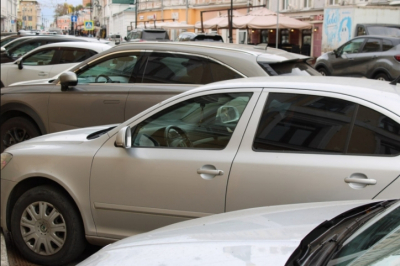 Россияне продолжают скупать мощные подержанные иномарки несмотря на рост утильсбора