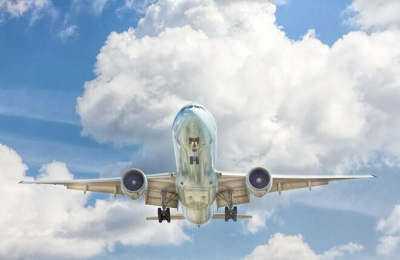 Танец облаков: как самолет становится частью подиума